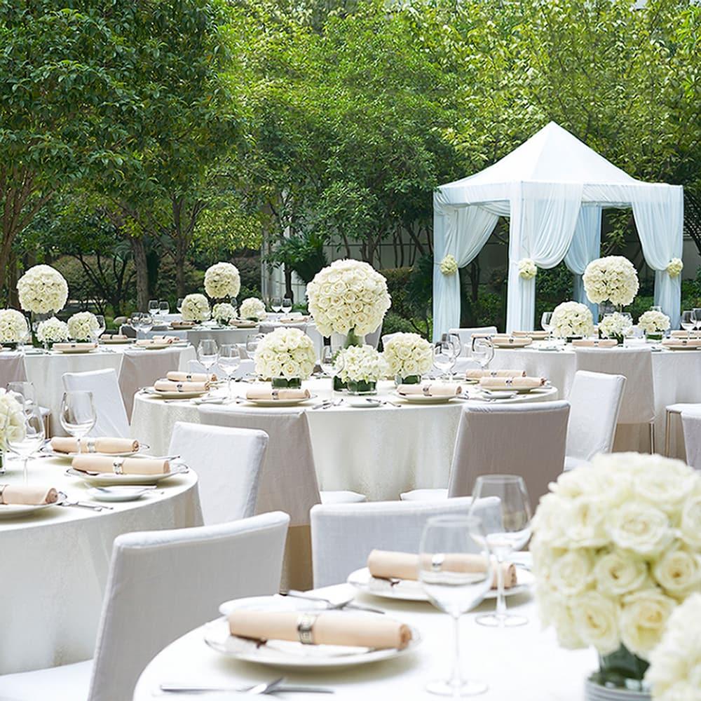 New World Wuhan Hotel Exterior foto